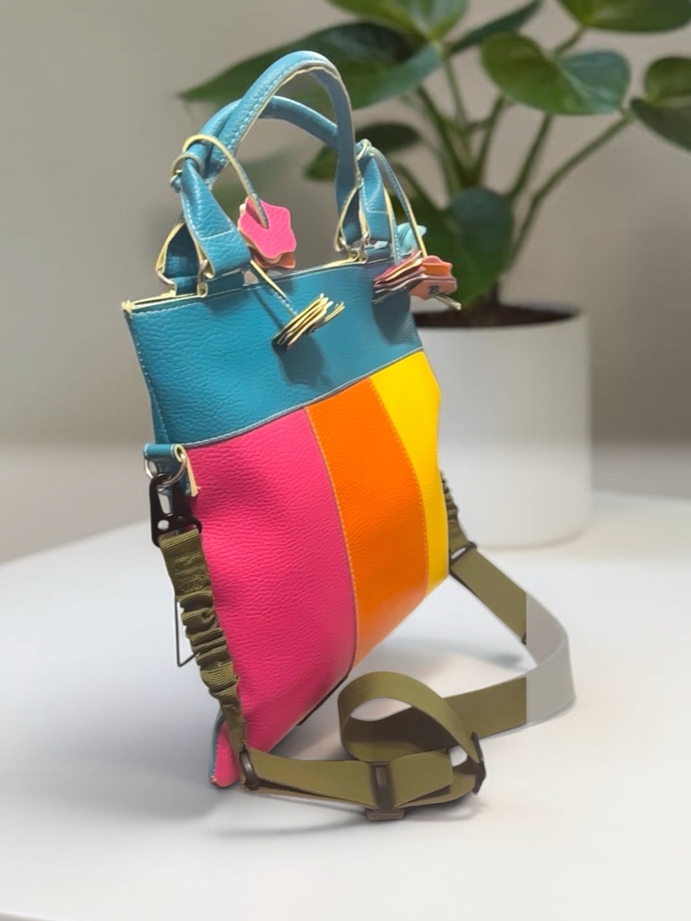 Color Block Multi-Color Tote Bag - Picture 3 of 9